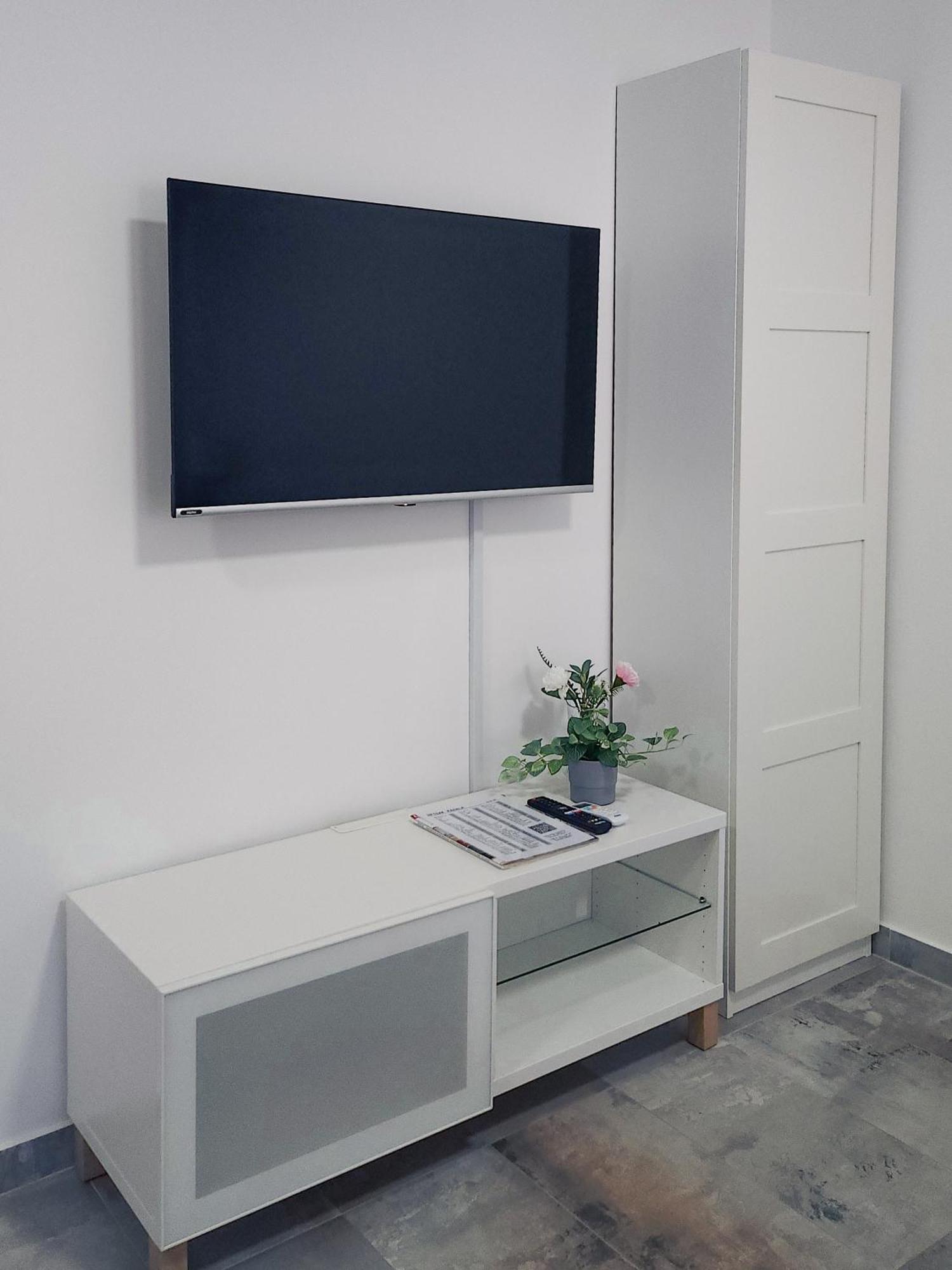 Oota Soko With Parking Garage Apartment Kragujevac Luaran gambar