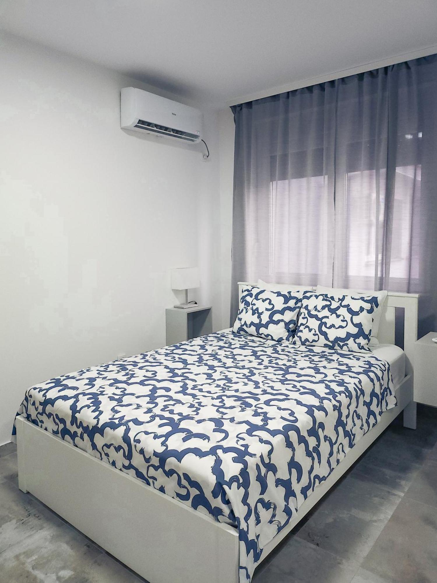 Oota Soko With Parking Garage Apartment Kragujevac Luaran gambar