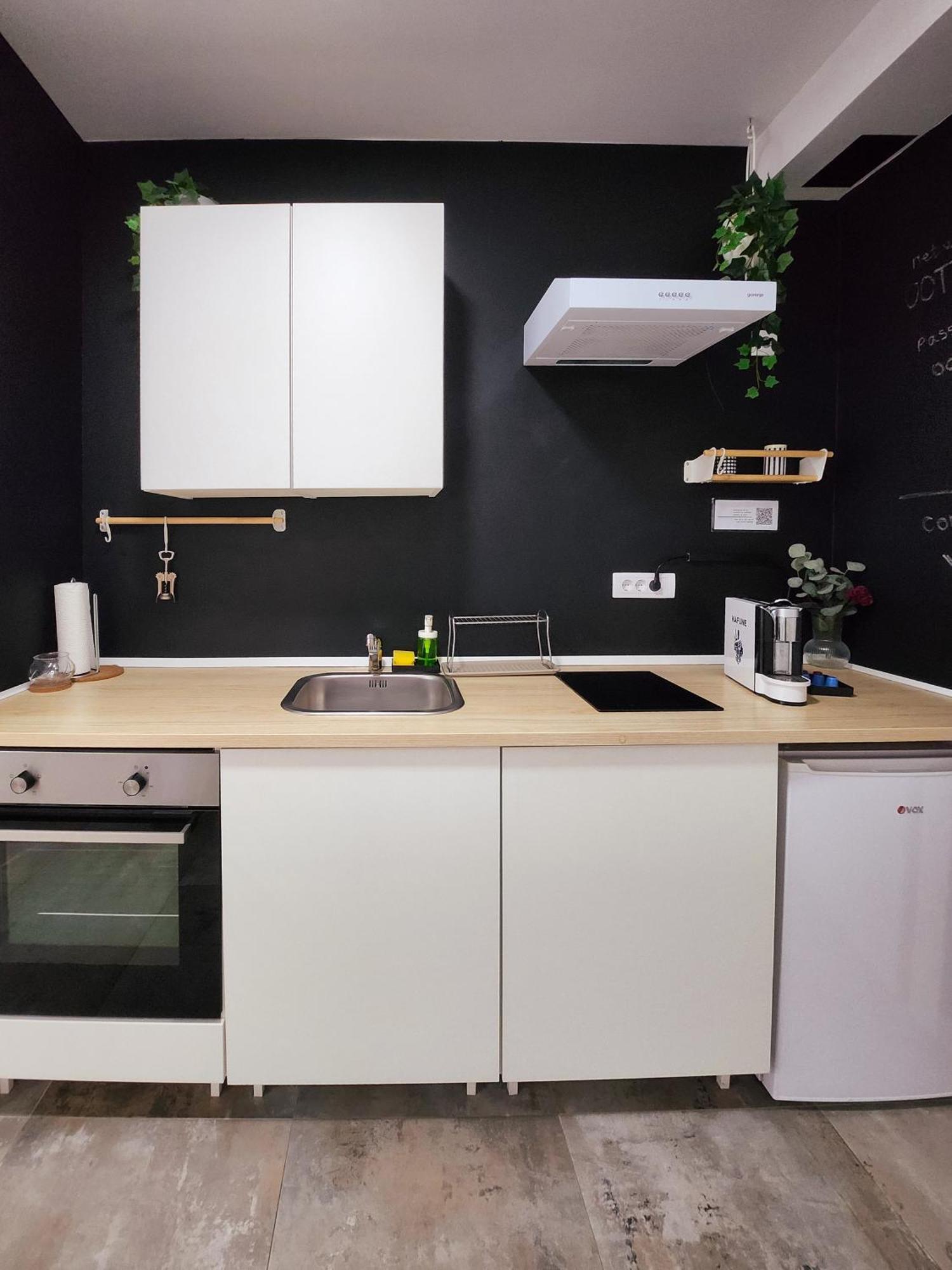 Oota Soko With Parking Garage Apartment Kragujevac Bilik gambar