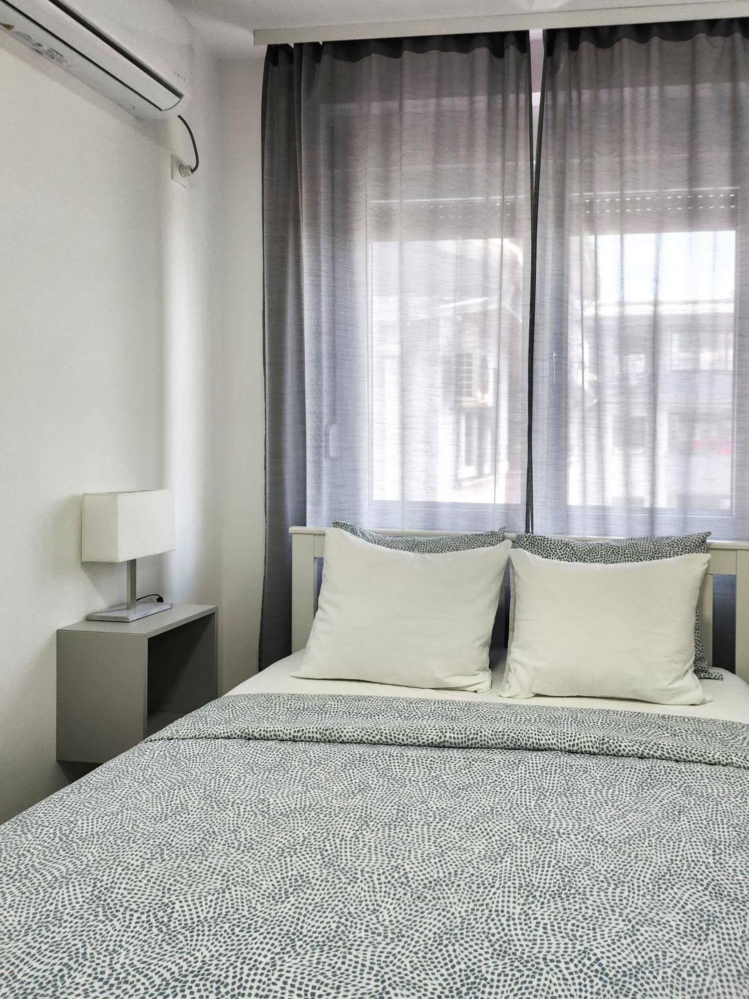 Oota Soko With Parking Garage Apartment Kragujevac Bilik gambar
